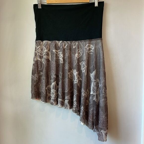 JW Maternity Skirt Reversible - Picture 4 of 7